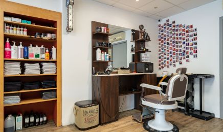 66 HairCut street  : Coiffeur à Manom