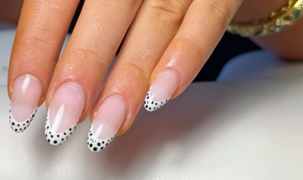 M beauty - Ongles, Cils, Rehaussement Coréen : Manucure à Avignon