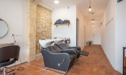 Haircut By A&L  : Coiffeur à Villegouge