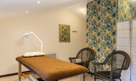 NC coiffure esthetique  : Institut de beauté à Marçay