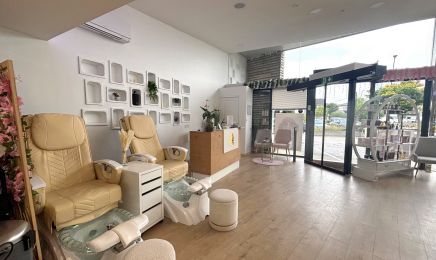 Jasmine Beauty - Institut de beauté - Coiffure : Coiffeur à Morsang-sur-Orge