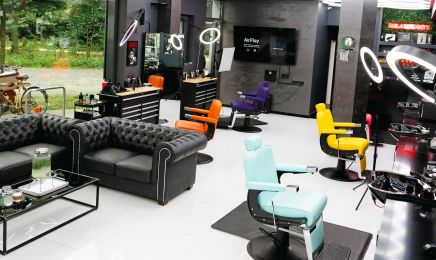 All A Dream Babershop: Barbershop in Hamburg