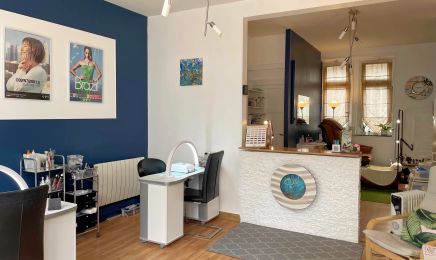 Onglissime : Manucure à Blois