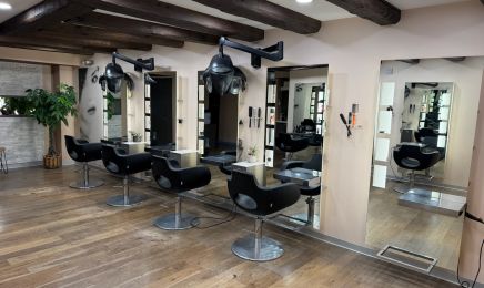 SALLY Coiffure  & Salon de massage Magic M : Coiffeur à Thann