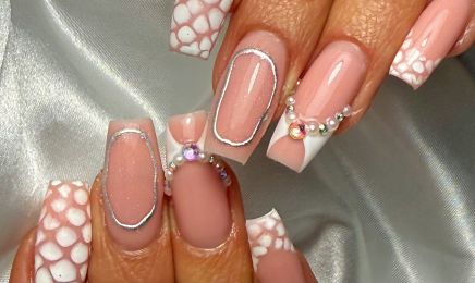  Beauté by Armanda : Manucure à Vienne