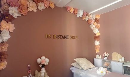 Un Instant Rose : Manucure à Le Muy