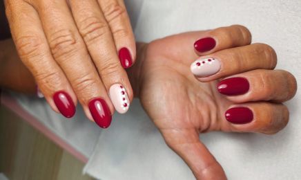 SisiNails - Prothesiste Ongulaire  : Institut de beauté à Combray