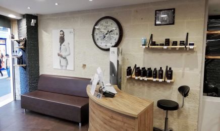 Profil hom : Barbier à Saumur