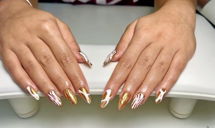 Anaïs Nail Artist : Manucure à Velaux