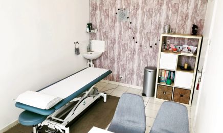 Aurore Loyal - praticienne Renata França (Miracle Touch) : Institut de beauté à Saint-Maur-des-Fossés