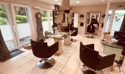 Clip 43 by C.Schröder: Friseur in Twistringen