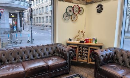 H ( air ) ! Friseur Akademie : Friseur in München