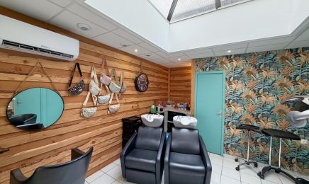 Les ciseaux de Virginie  : Coiffeur à Coutouvre