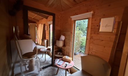 Mae Paradise : Institut de beauté à Antibes