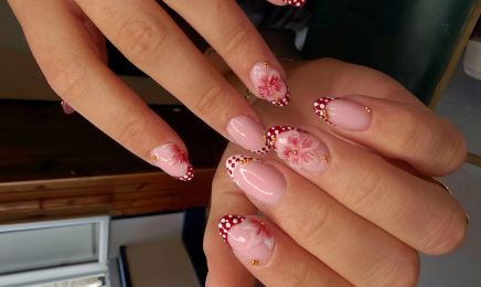 M.a.t Nails  : Manucure à La Souterraine
