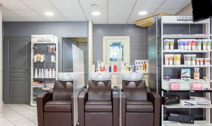 Ambiance coiffure : Manucure à Availles-en-Châtellerault