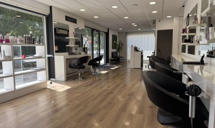JS Coiffure - Gréasque : Coiffeur à Gréasque