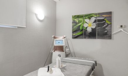 M-Beauté Centre Maria Galland : Manucure à Antibes