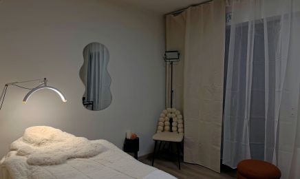 Nella Aesthetik: Nagelstudio in Düren