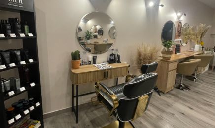 UN INSTANT POUR VOUS BY LUDIVINE : Coiffeur à Veigné