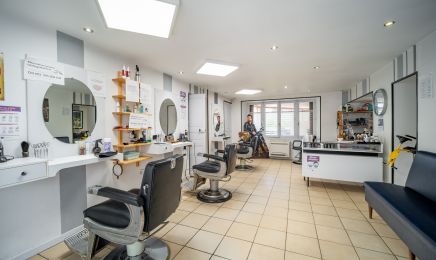 Ceca Loredane : Coiffeur à Is-sur-Tille