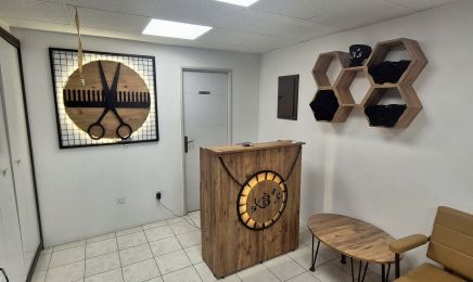 KB'S COIFFEUR BARBIER PONTARLIER : Institut de beauté à Pontarlier