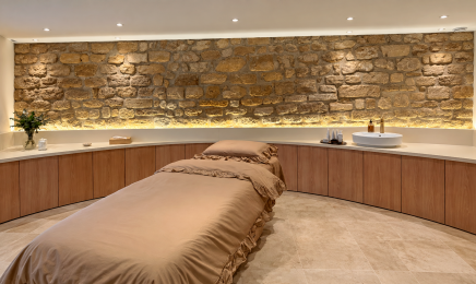 Lara Likale : Institut de beauté à Paris