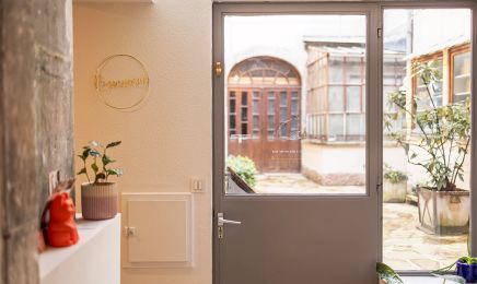 La Vague de naissance - Bain bébé Massage pré natal post natal : Spa à Besançon