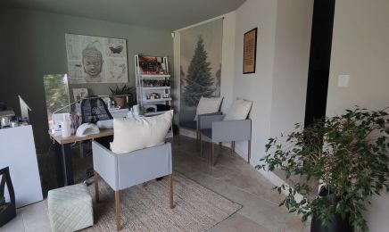 Atelier Ongles by Youman & Les Ailes Blanches : Manucure à Villeneuve-lès-Avignon