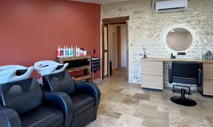 Le Salon de Manon : Coiffeur à La Faye