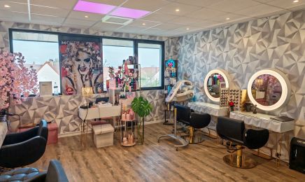 MH Coiffeur Créateur  : Coiffeur à Chanteloup-en-Brie
