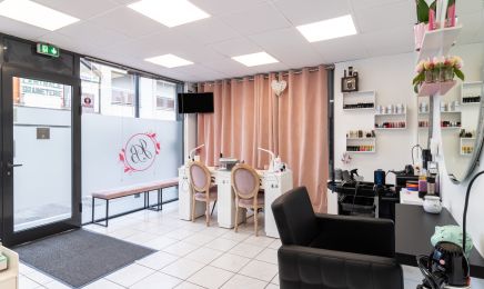 Jade Beauté : Manucure à Villeparisis