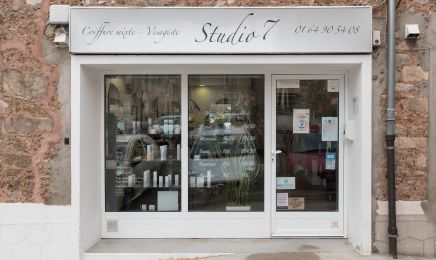 Studio 7 : Coiffeur à Bruyères-le-Châtel