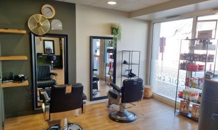 Les ciseaux de Charline (Dans le salon coifemoi) : Coiffeur à Landévant