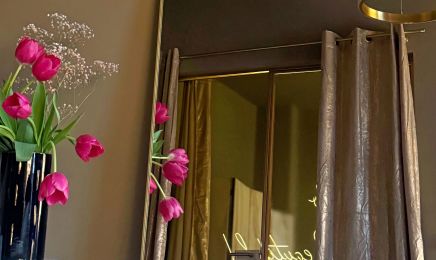 Julies Beauté & Nails: Kosmetikstudio in München