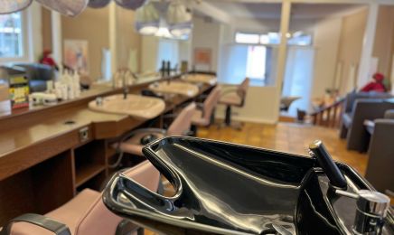 Iris Harnischmacher Friseursalon: Barbershop in Olpe