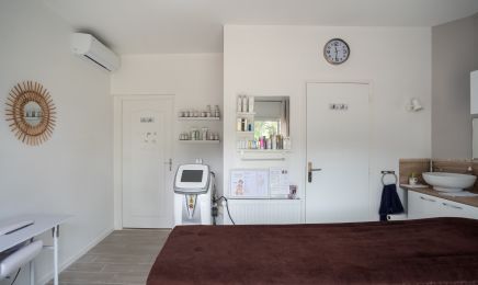Esprit Bioty : Manucure à Chancelade
