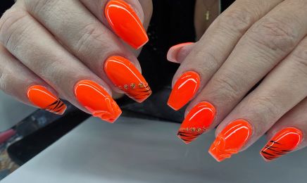 Nail lounge by Julia : Nagelstudio in Gütersloh