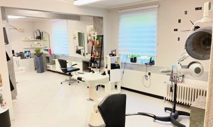 Salon Esther: Kosmetikstudio in Soest