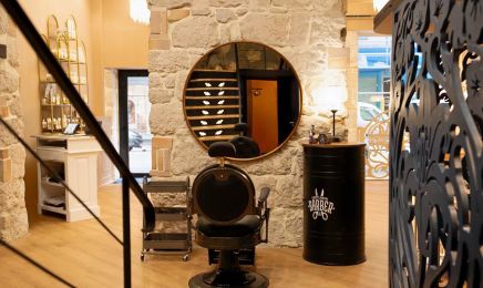 L'Oiseau Bleu • Spécialiste en Coloration Végétale & Soins Holistiques : Manucure à Nice