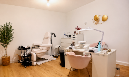 Ni'Nails : Manucure à Aigondigné