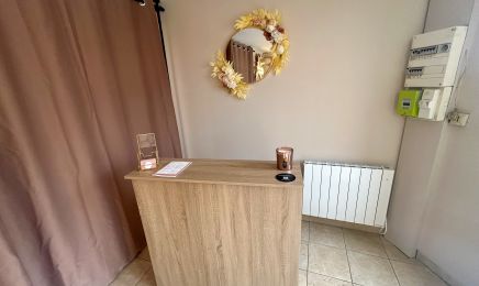 Les soins de Faïna : Institut de beauté à Brûlon