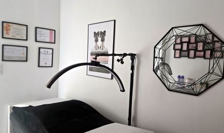 C pour L Esthetique  : Manucure à Sénas