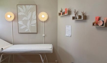 Esthetique Maeva Centre Médical du Perlic : Coiffeur à Lons