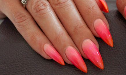 Fearless Glow : Manucure à Cuers