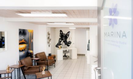 Marina Permanent Studio: Kosmetikstudio in Leutenbach