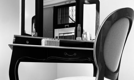 Studio coiffure : Institut de beauté à Villebarou