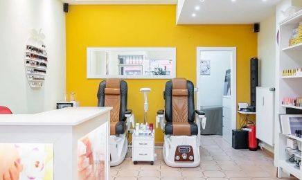 92 Beauty Nails: Kosmetikstudio in München