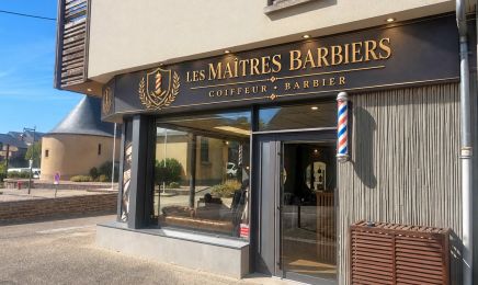 Les Maitres Barbiers : Barbier à L'Hermitage