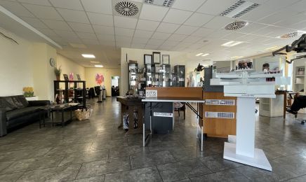 Haar und Trend Rosaria Schäfer: Kosmetikstudio in Marienheide